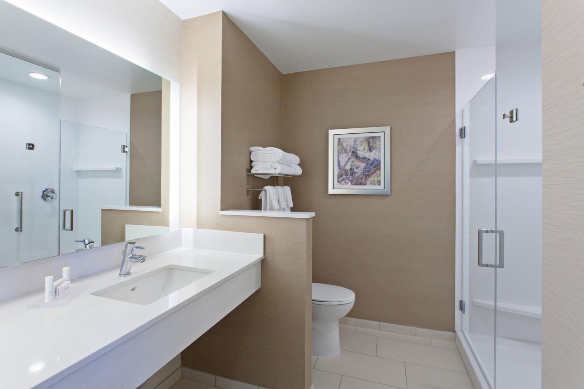 Fairfield Inn & Suites By Marriott Тикумкари Екстериор снимка