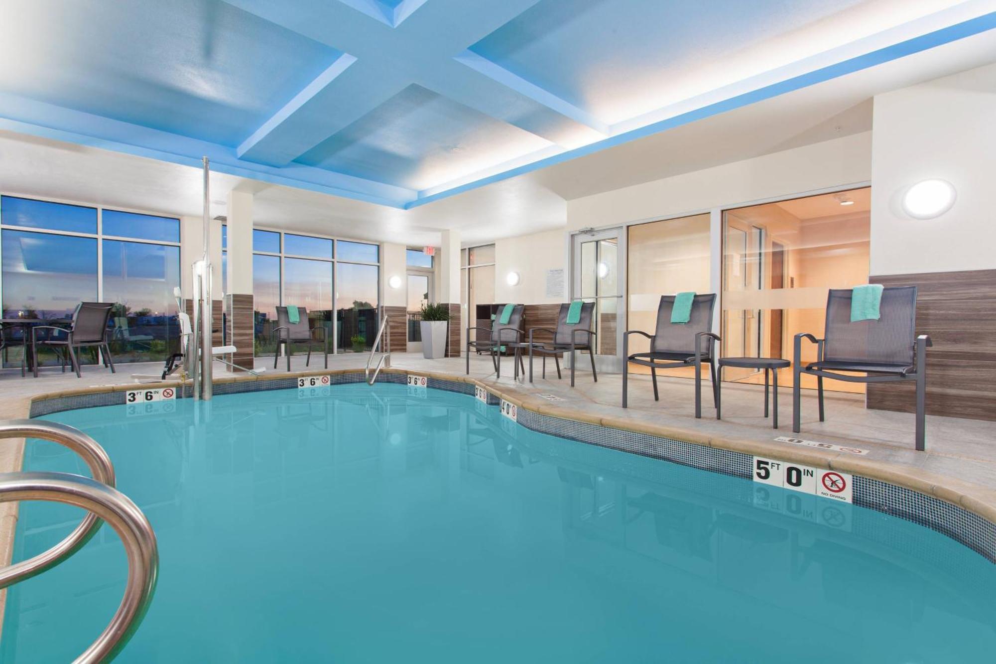 Fairfield Inn & Suites By Marriott Тикумкари Екстериор снимка