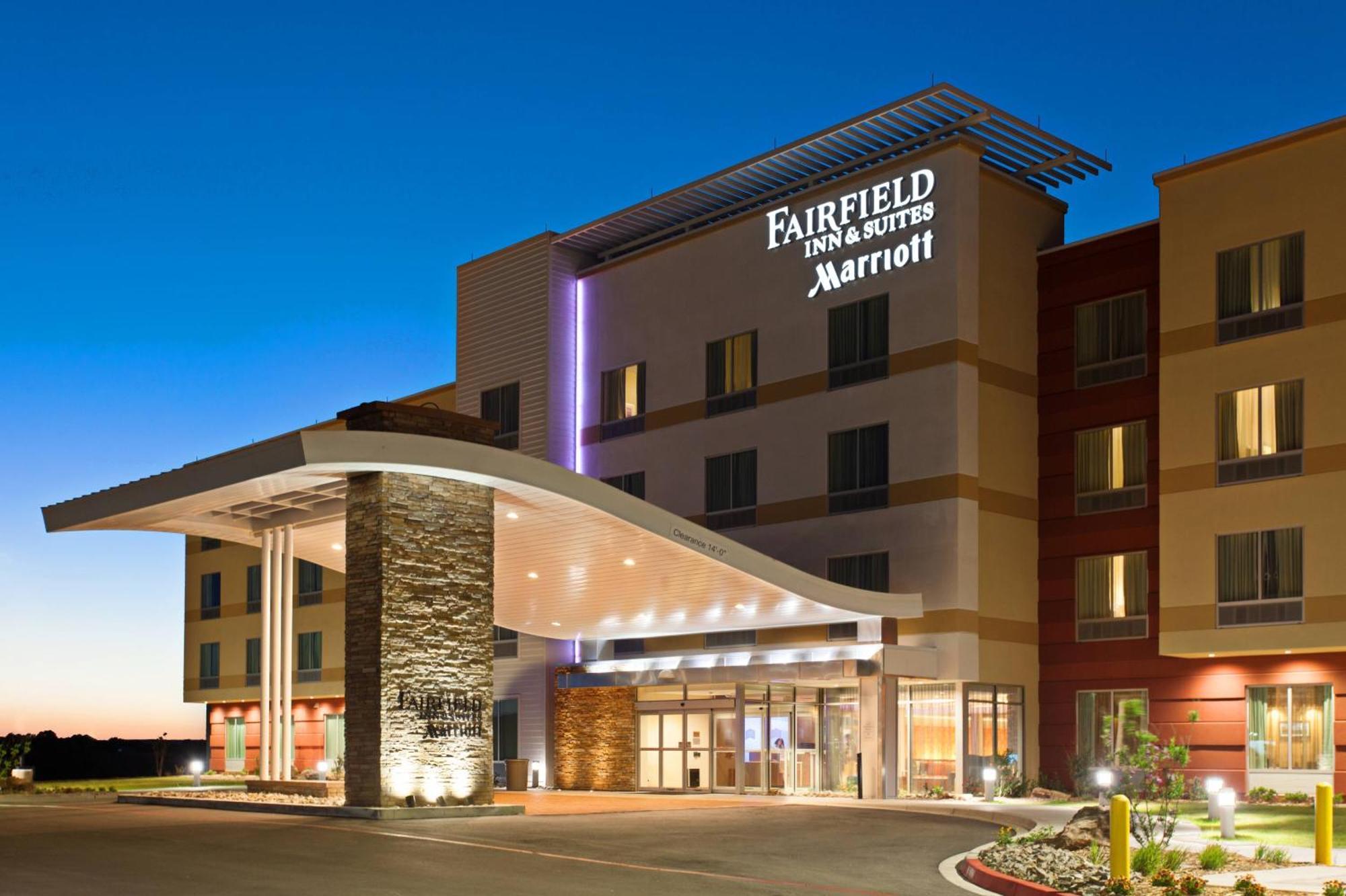 Fairfield Inn & Suites By Marriott Тикумкари Екстериор снимка